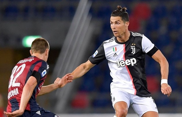 Ảnh trận Bologna - Juventus - Bóng Đá
