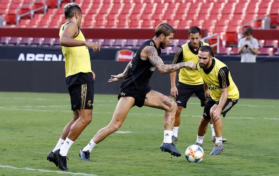 Eight players who publicly rejected Barcelona - Bóng Đá