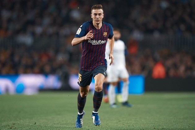 6 players who can replace an ageing Sergio Busquets at Barcelona - Bóng Đá