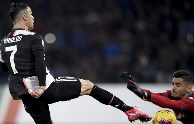 Liverpool cử trinh sát xem giò Milot Rashica - Bóng Đá