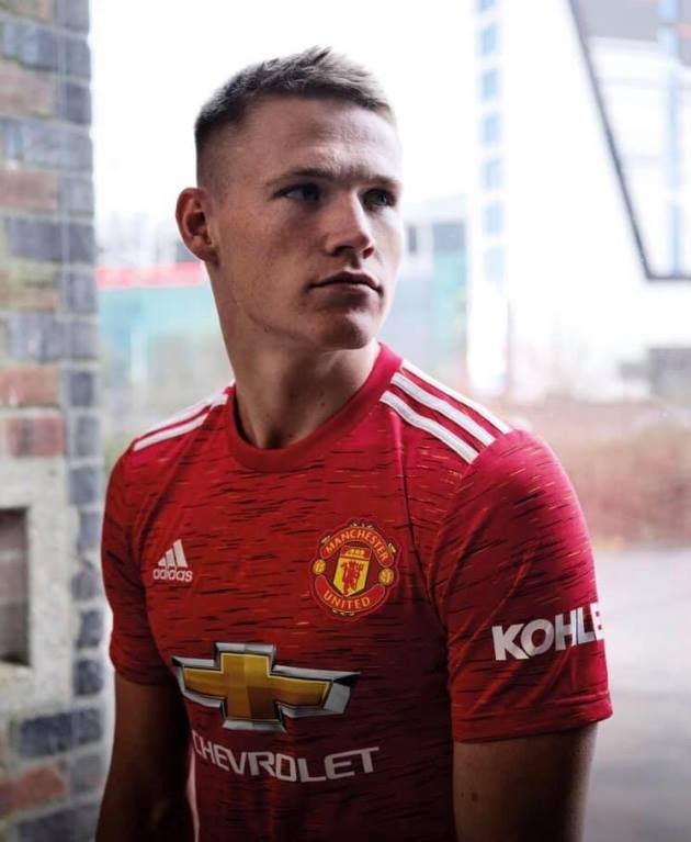 Ảnh Man Utd ra mắt áo đấu mới - Bóng Đá