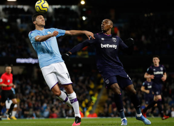 Aymeric Laporte key to Manchester City's play with and without the ball - Bóng Đá