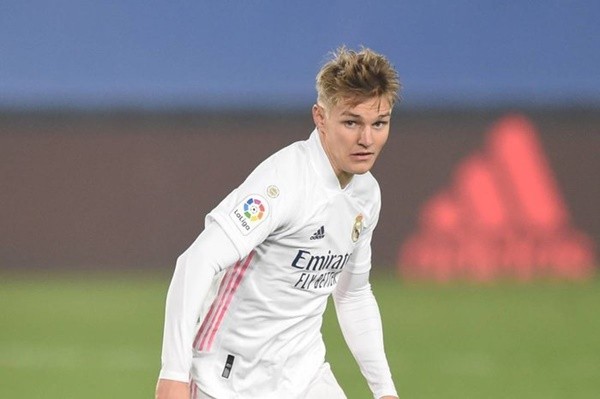 tại sao odegaard chọn số 11? - Bóng Đá