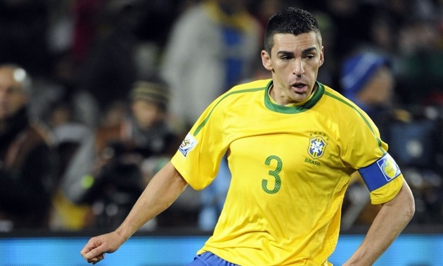 10 cầu thủ có số lần khoác áo ĐT Brazil nhiều nhất - Bóng Đá