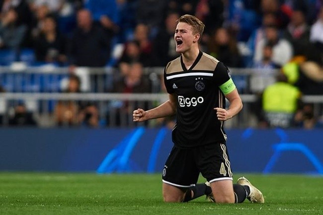 Juve to announce de Ligt - Bóng Đá