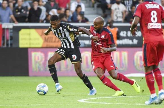 Tại sao Jeff Reine-Adelaide sẽ trở thành 