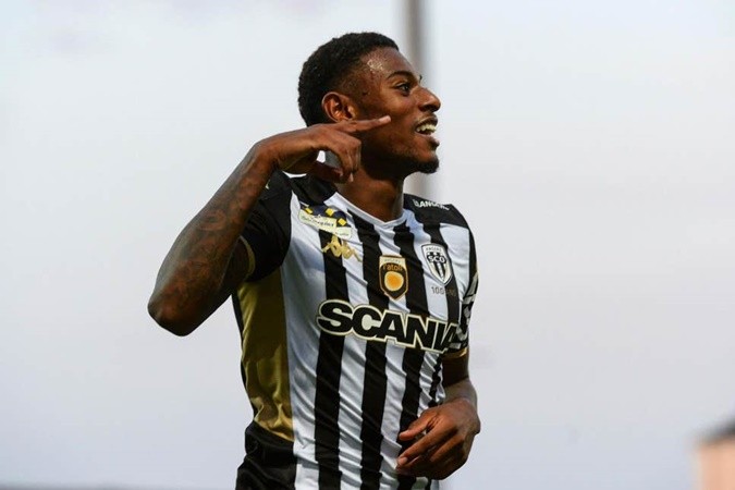 Tại sao tân binh của Lyon có thể khiến Arsenal tiếc nuối như Gnabry? - Bóng Đá