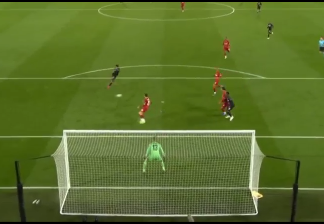 Đối thủ của Công Phượng volley cháy lưới Liverpool - Bóng Đá