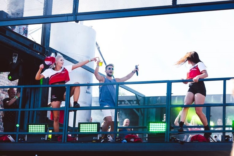 Dries mertens làm DJ - Bóng Đá