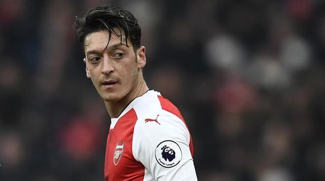 Chán cuộc sống ở Anh, Mesut Ozil đã rất gần với giải MLS - Bóng Đá