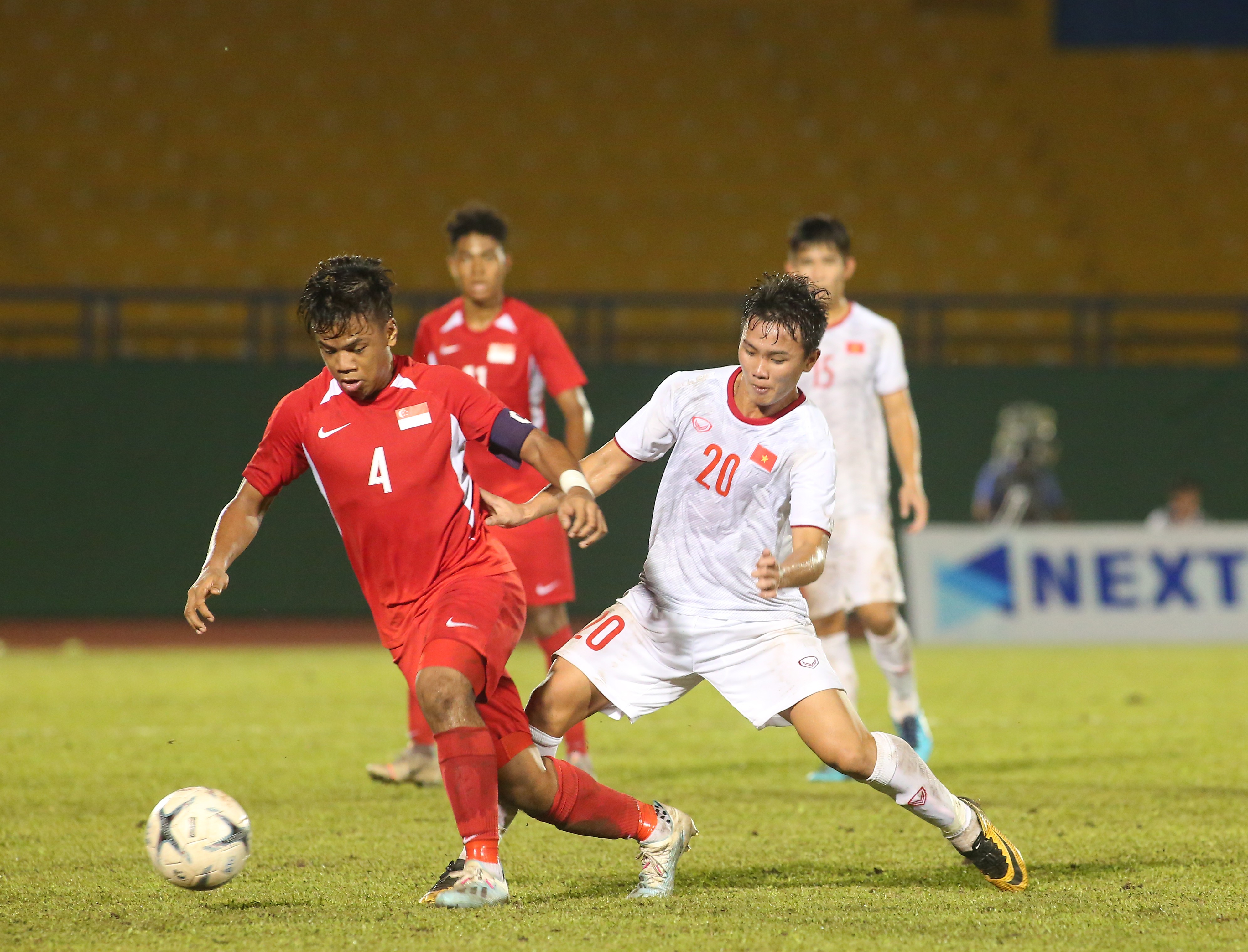 Chùm ảnh U18 Việt Nam đã bại Singapore - Bóng Đá