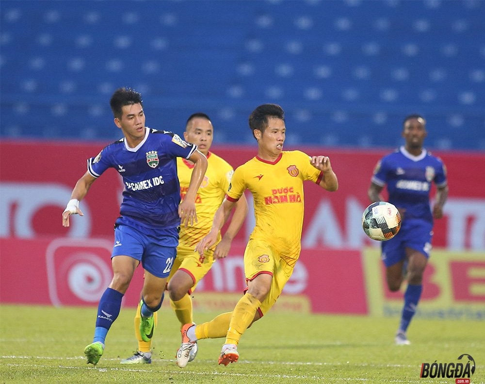 5 điểm nhấn vòng 14 V-League: TP.HCM ngã ngựa, Hà Nội FC trở lại ngồi đầu - Bóng Đá