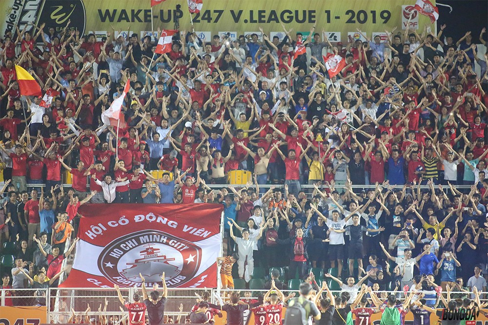 Chung kết sớm V-League 2019: Bóng đá đẹp không bao giờ chết - Bóng Đá