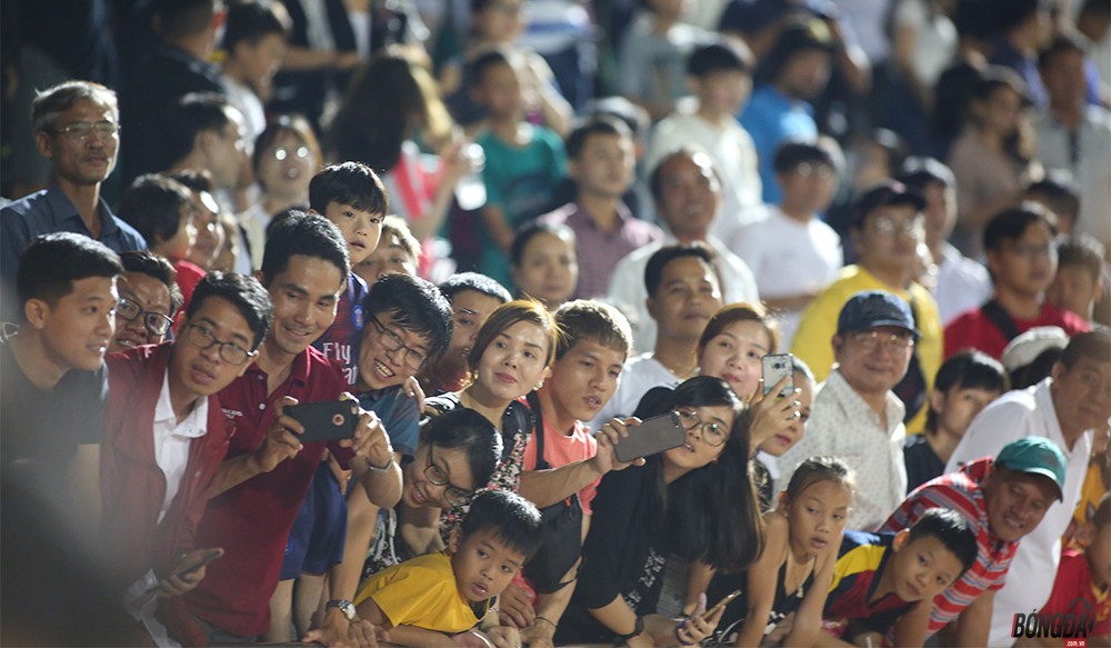 Chung kết sớm V-League 2019: Bóng đá đẹp không bao giờ chết - Bóng Đá
