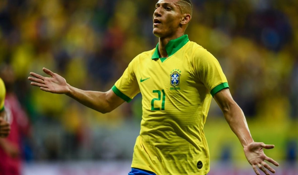 TRỰC TIẾP Brazil 3-1 Peru: Gia tăng cách biệt trên chấm 11m (H2) - Bóng Đá