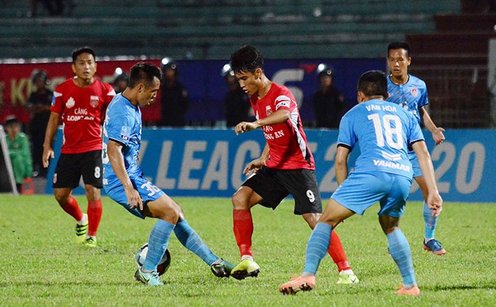 Có điểm trước Phố Hiến, CLB Long An cắt đứt chuỗi trận không như ý - Bóng Đá
