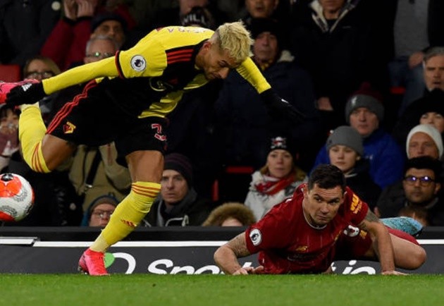 Jorginho shout at Chelsea team-mate Kurt Zouma as he gets skinned by Aubameyang for Arsenal’s FA Cup winning goal - Bóng Đá