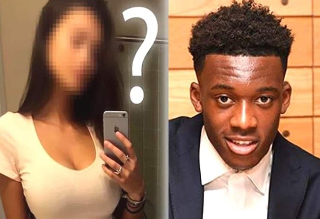 Chelsea star Callum Hudson-Odoi arrested after 4am row with glamour model while breaking lockdown as she calls ambulance - Bóng Đá