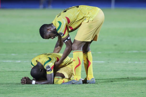 Bờ Biển Ngà vào tứ kết CAN 2019, Unai Emery là người sốt ruột nhất - Bóng Đá