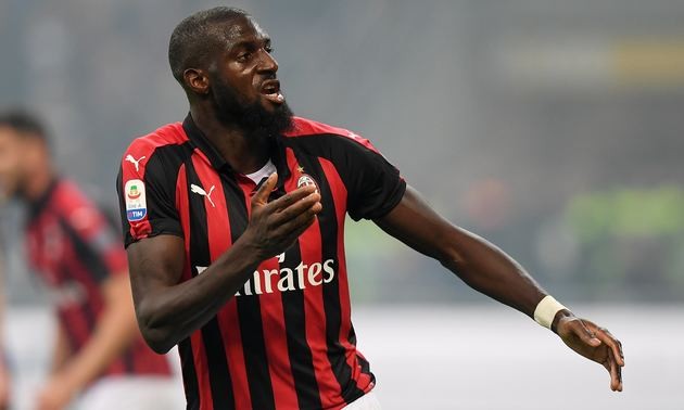 Sky Italia: Tiemoue Bakayoko has several Premier League options, still prioritises Milan - Bóng Đá