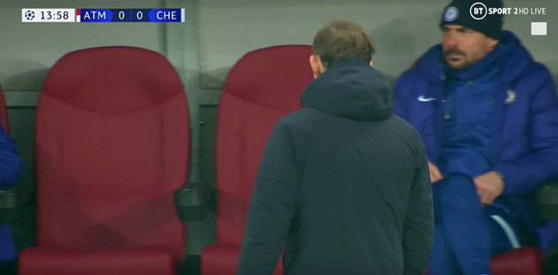 Tuchel shocked as Luis Suarez bodies past Chelsea stars Antonio Rudiger and Marcos Alonso to create open-goal chance for Atletico - Bóng Đá