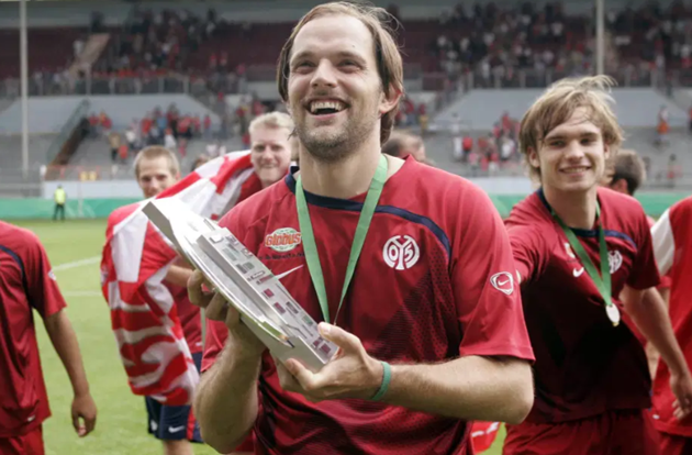 Thống kê thẻ phạt của David Luiz - Bóng Đá