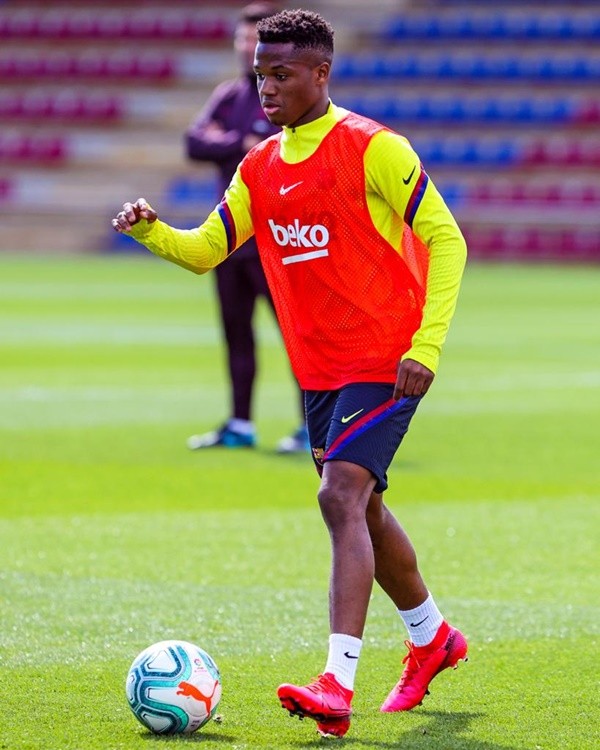 5 sao trẻ hưởng lợi từ việc EURO bị hoãn - Bóng Đá