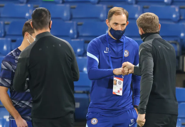 Tuchel walks out to ‘In Frank We Trust’ banner in first Chelsea game - Bóng Đá