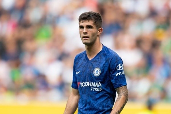 Giroud và Pulisic trở lại tập luyện - Bóng Đá