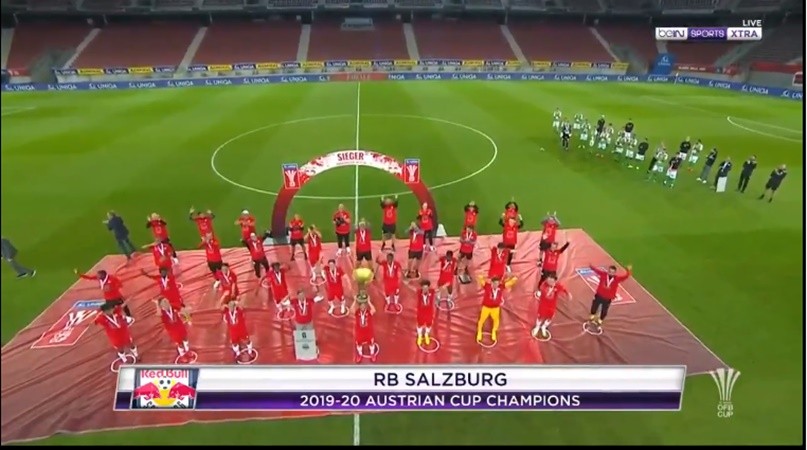 Salzburg nâng cúp thời COVID-19 - Bóng Đá