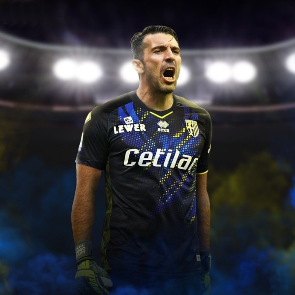 ảnh khi các cầu thủ chơi cho CLB bắt đầu sự nghiệp của họ. - Bóng Đá