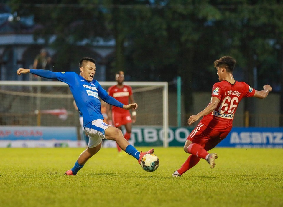TRỰC TIẾP Than Quảng Ninh 1-1 HAGL (Hiệp 2): Đội khách tăng tốc - Bóng Đá