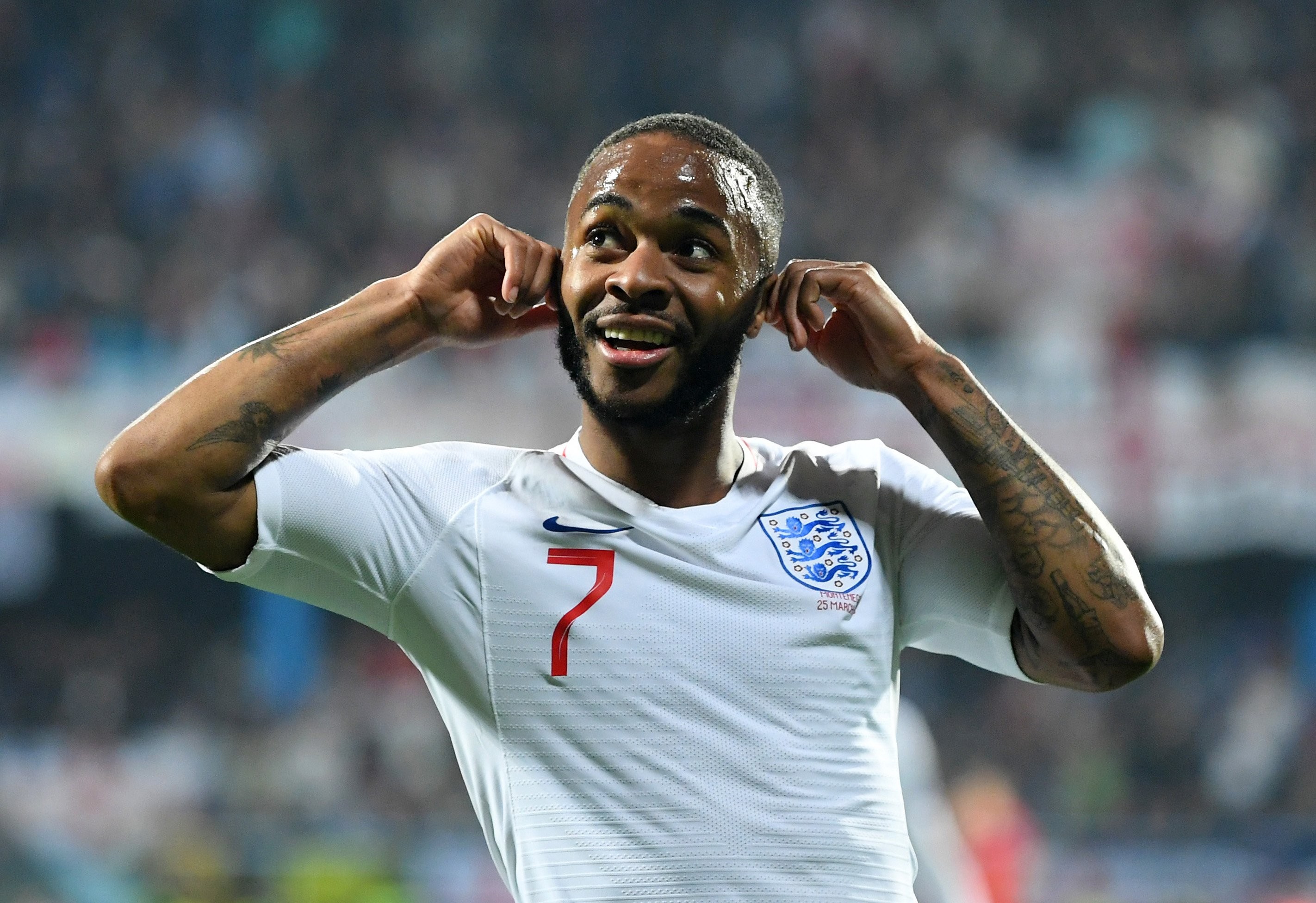  Raheem Sterling đi nghỉ ở Mỹ - Bóng Đá