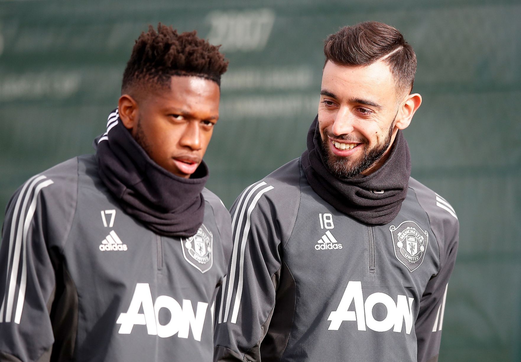 Man Utd star Bruno Fernandes pictured shopping at Tesco with his wife - Bóng Đá
