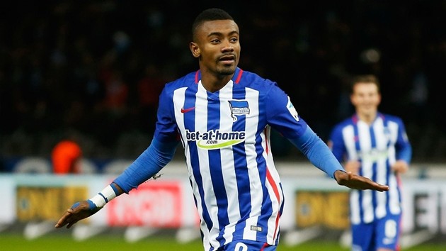 Hertha Berlin's Kalou suspended for video disregarding distancing protocols - Bóng Đá