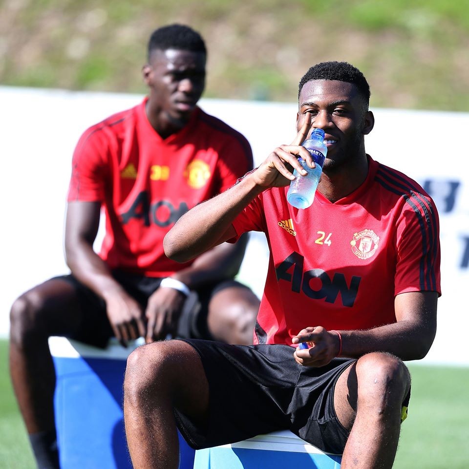 Fred 'kết liễu' cực nuột, chỉ rõ tâm trạng toàn đội Man Utd  - Bóng Đá