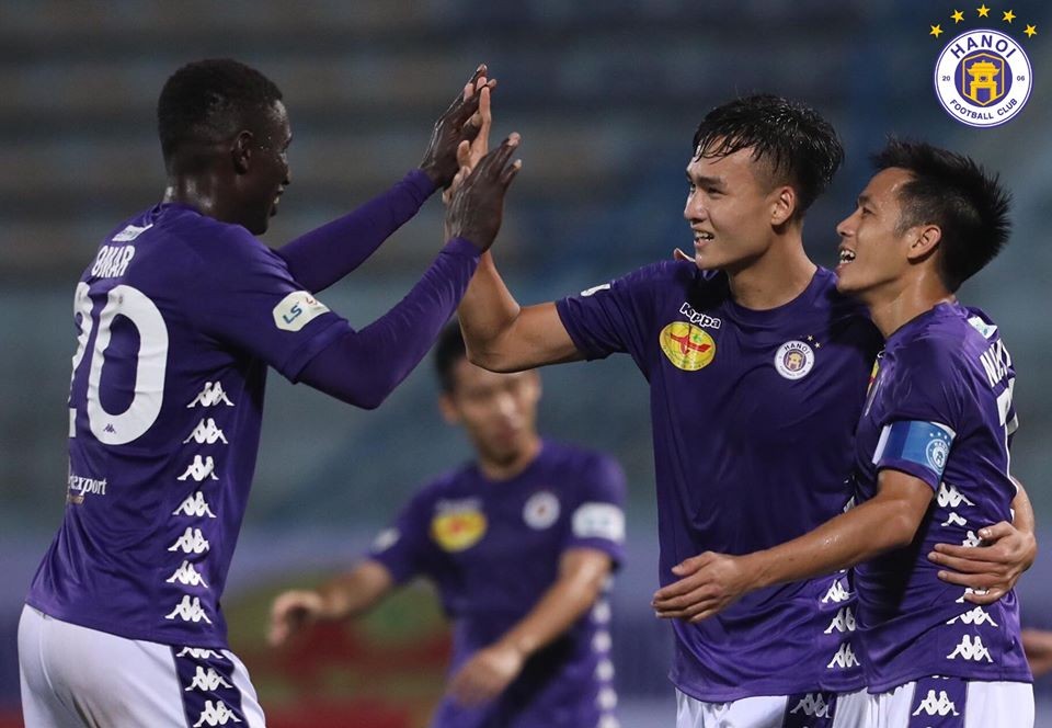 Vắng Quang Hải, Hà Nội đả bại Nam Định trong cơn mưa bàn thắng - Bóng Đá