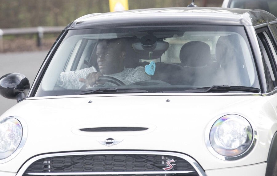 Marcin Bulka on Kante - Bóng Đá