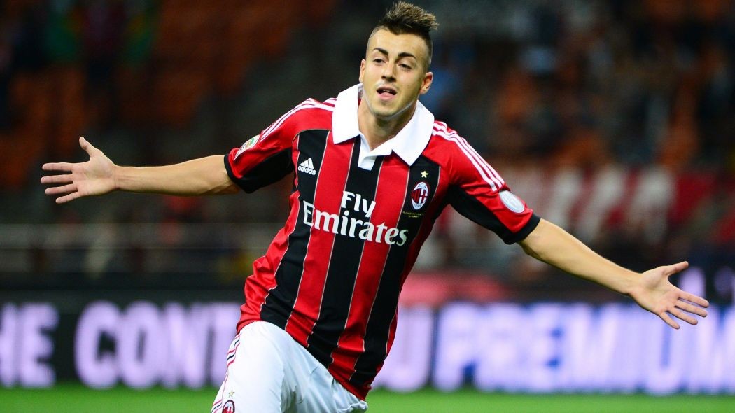 11 cầu thủ chuyển từ AC Milan đến Genoa và ngược lại: Quá nhiều 