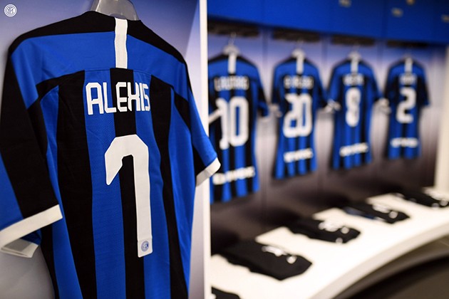 SANCHEZ ra mắt Inter (ẢNH) - Bóng Đá