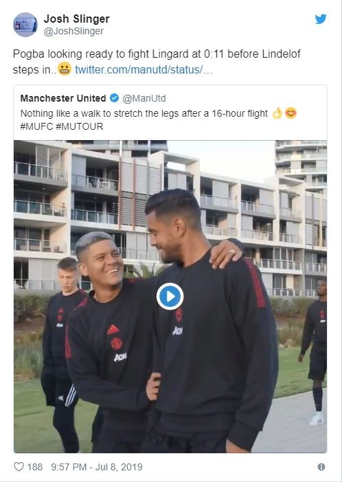 Ảnh sau trận Bayern Gladbach - Bóng Đá