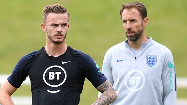 Leicester City star James Maddison hastily deletes an Instagram video showing him bleary-eyed and trying to kiss an unimpressed woman - Bóng Đá