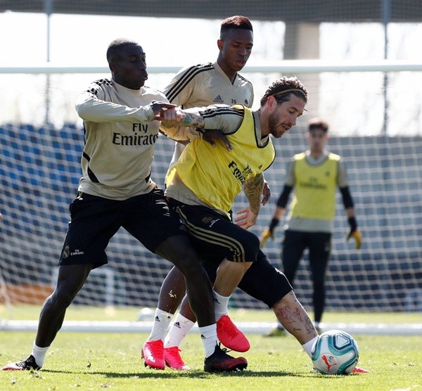 Ảnh trận Torino - AC Milan - Bóng Đá