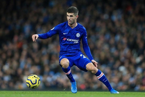 Giroud và Pulisic trở lại tập luyện - Bóng Đá