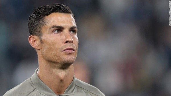 Ronaldo tự định giá bản thân - Bóng Đá
