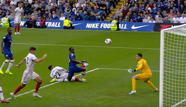 Former ‘flops’ who went on to earn club records, Ballon d’Ors or even statues - Bóng Đá