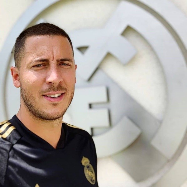 Hazard mặc số 23 của Real - Bóng Đá
