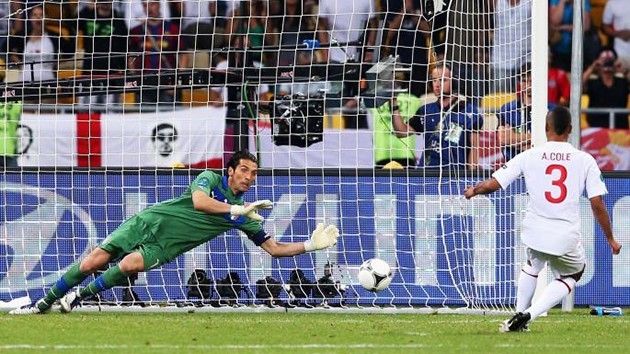 Borussia Dortmund reportedly forced to lower their £100m asking price for Barca-linked Jadon Sancho - Bóng Đá