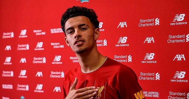 Pearce: Curtis Jones set to stay at Liverpool - Bóng Đá