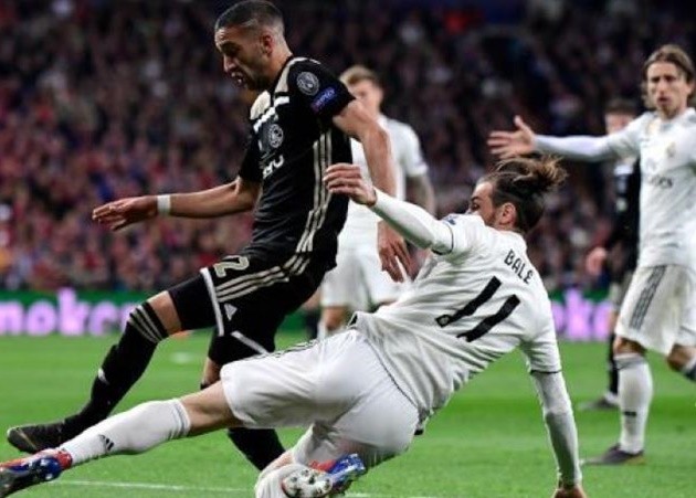 Hakim Ziyech on Chelsea debut date amid Premier League uncertainty - Bóng Đá